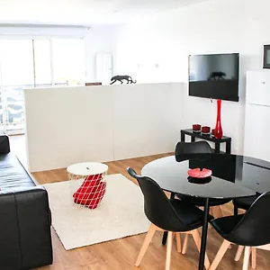 Appartement Grand T1 Moderne Jardin Près De Cdg